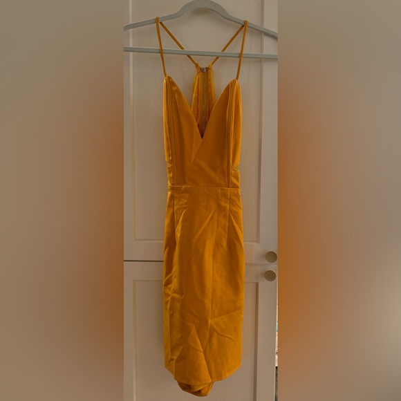 Sabo Skirt Lace Back Mini Dress in Mustard Yellow- Worn Once! - Picture 2 of 5